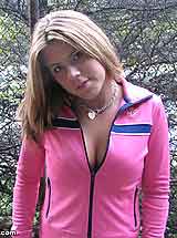 romantic female looking for guy in Holloway, Ohio