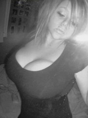 lonely girl looking for guy in Downsville, New York